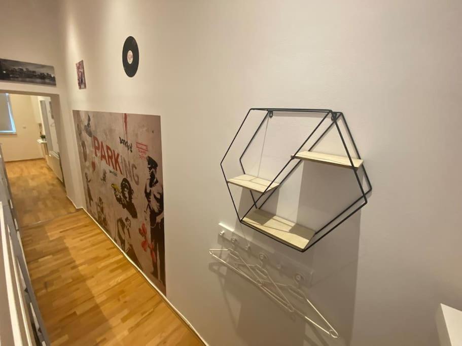 비엔나 Cozy Appartm With + Airport/City Center Connection 아파트 외부 사진